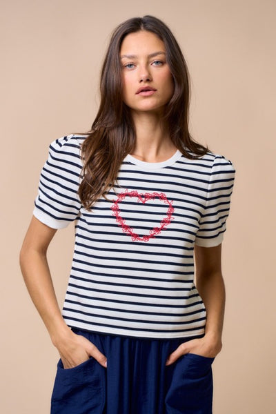 Blusa de strips con corazón rosa (Nuevo)