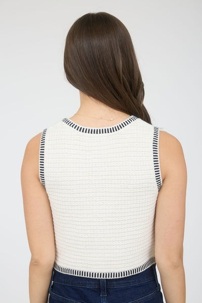 Chaleco con tejido blanco y botones (Nuevo)
