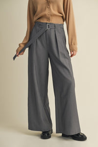 Pantalon Gris con cinto (Nuevo)