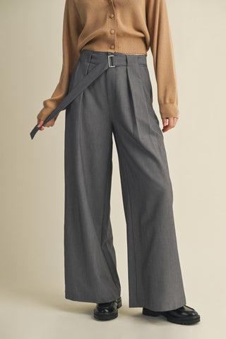 Pantalon Gris con cinto (Nuevo)