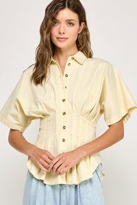 Blusa amarilla de botones con mangas (Nuevo)