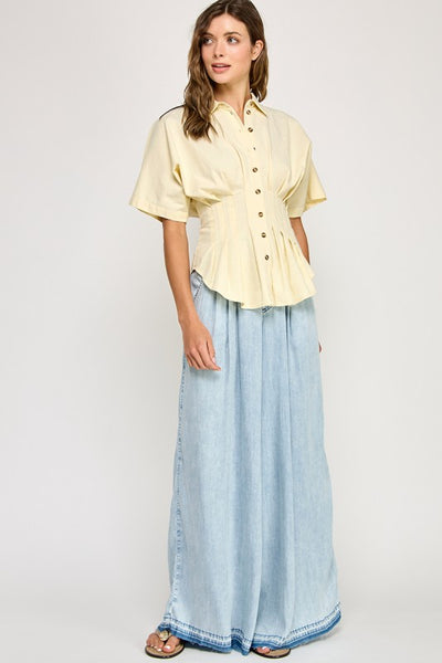 Blusa amarilla de botones con mangas (Nuevo)