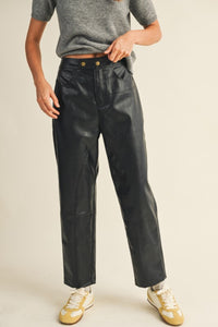 Pantalon negro de piel con botones dorados (Nuevo)