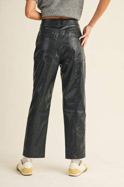 Pantalon negro de piel con botones dorados (Nuevo)