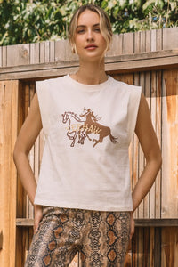 Blusa beige sin mangas con gráficos (Nuevo)