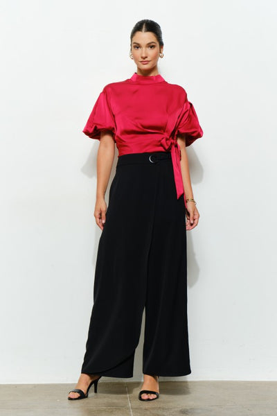 Blusa satin con moño rojo (Nueva)