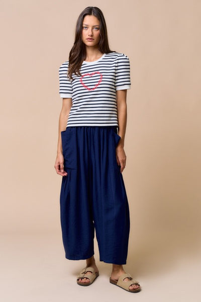 Blusa de strips con corazón rosa (Nuevo)