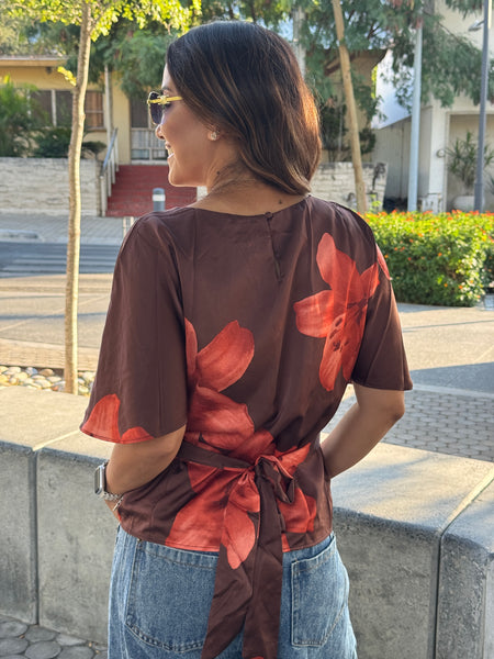 Blusa de flores (NUEVO)
