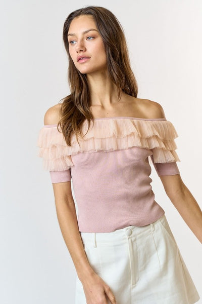 Top rosa off shoulders con olanes nude (Nuevo)
