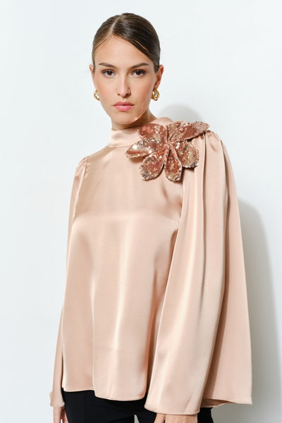 Blusa Satin con Flor Brillos (Nueva)